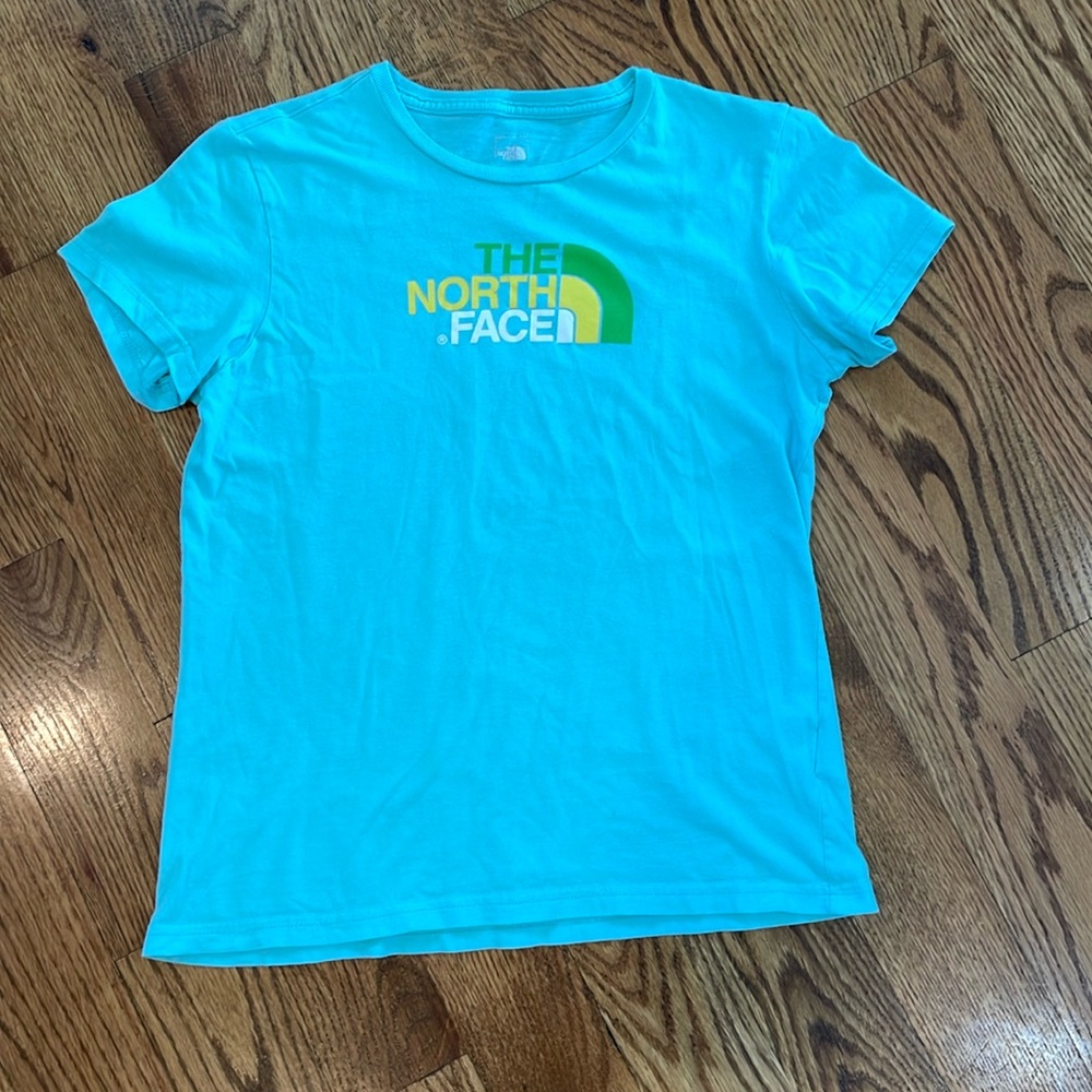 Girl’s The North Face T-Shirt. Size Large 14-16. Excellent Condition.